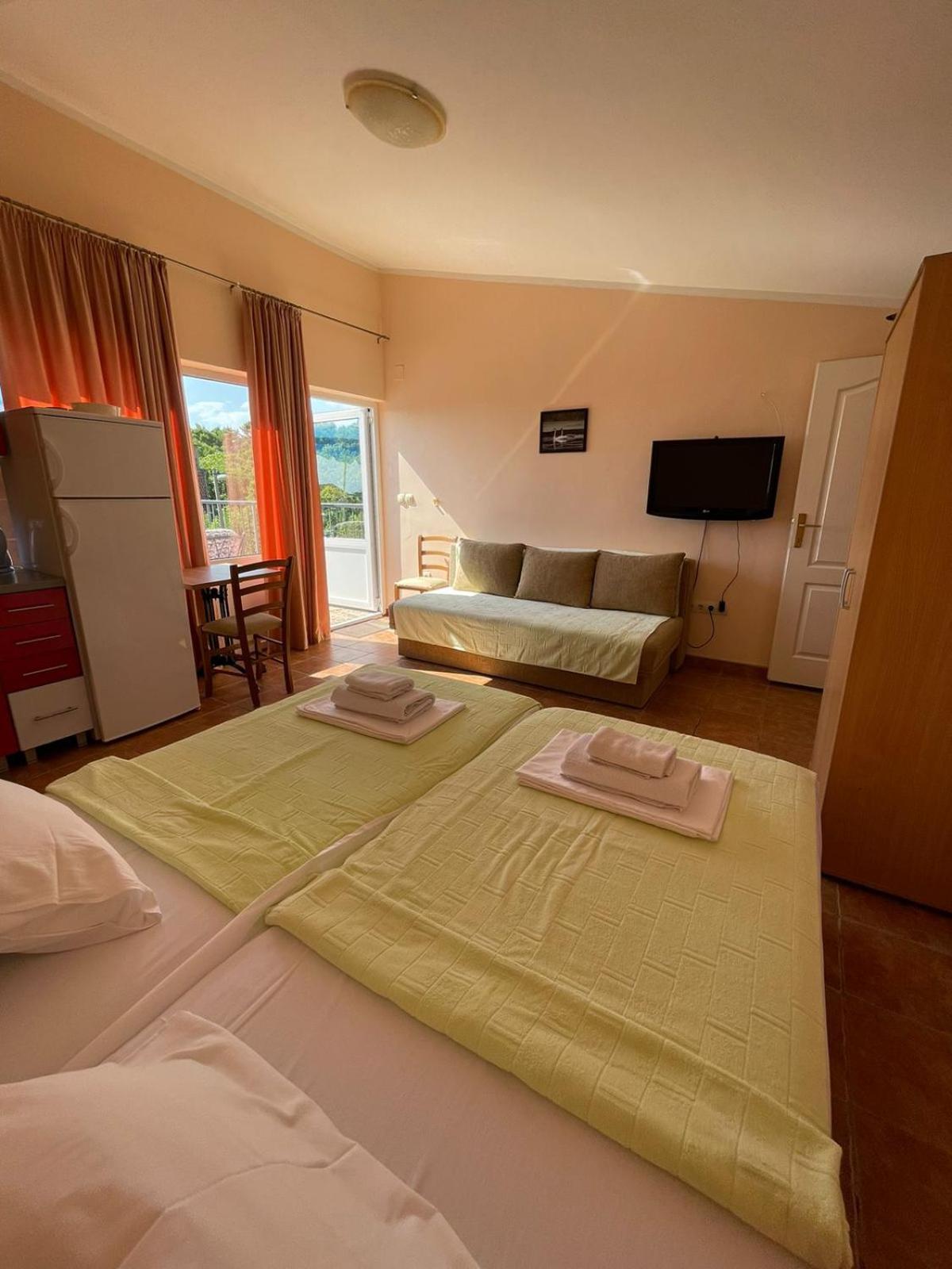 Apartments Villa-G Lustica Tivat Exterior foto