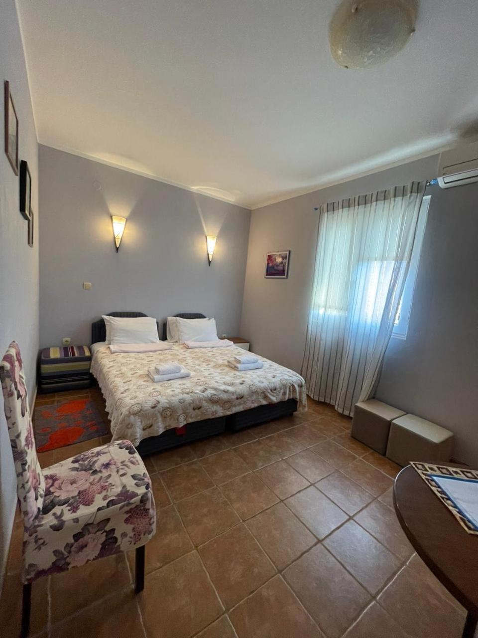 Apartments Villa-G Lustica Tivat Exterior foto