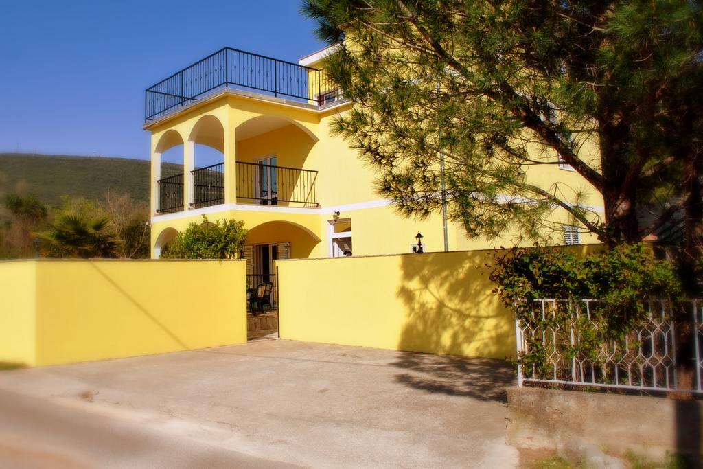 Apartments Villa-G Lustica Tivat Exterior foto